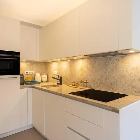 Ac With 1 Bedroom For 4 Guests - Place Des Lices Of Διαμέρισμα