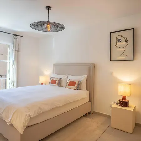Ac With 1 Bedroom For 4 Guests - Place Des Lices Of Σαιν-Τροπέ