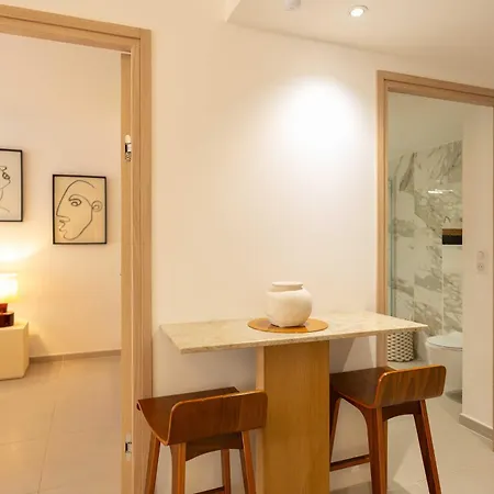 Ac With 1 Bedroom For 4 Guests - Place Des Lices Of *